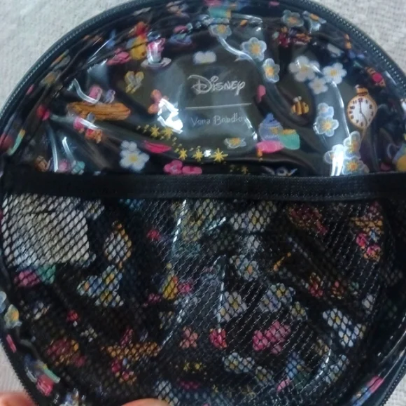 Vera Bradley × Disney 100 Snow White Whimsy Cosmetic Case - Picture 13 of 16